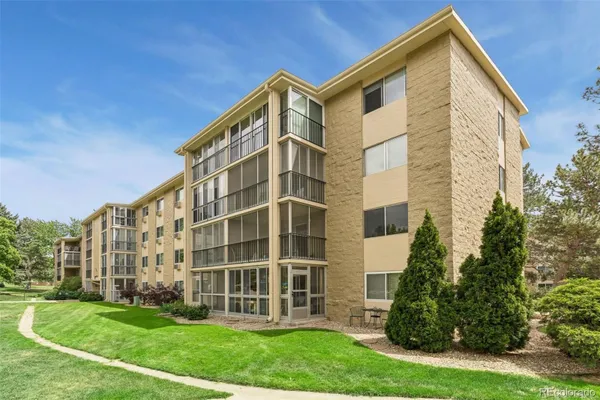 Property Slideshow image 2 of 40 | 13626 e bates ave 104, Aurora, CO, 80014