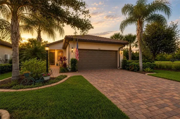Property Slideshow image 2 of 81 | 17002 hampton falls ter, Bradenton, FL, 34202