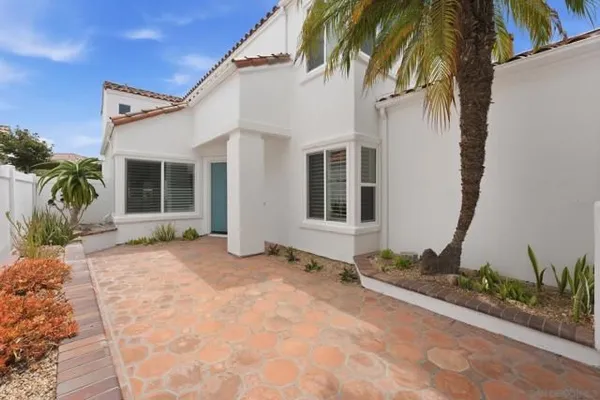 Property Slideshow image 2 of 42 | 4968 poseidon way, Oceanside, CA, 92056