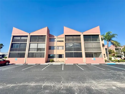 Property Slideshow image 3 of 43 | 3170 matecumbe key rd 115, Punta Gorda, FL, 33955