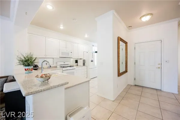 Property Slideshow image 3 of 50 | 1818 eagle mesa ave, Henderson, NV, 89012