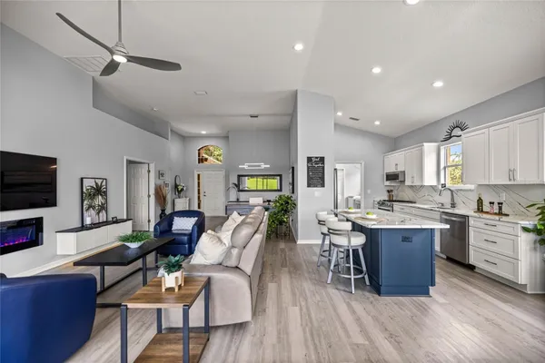 Property Slideshow image 3 of 89 | 2053 n lakecrest loop, Hernando, FL, 34442