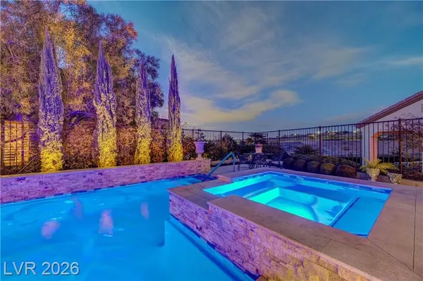 Property Slideshow image 2 of 95 | 2009 fern hill ct, Henderson, NV, 89052