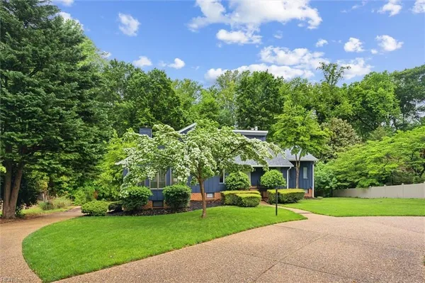 Property Slideshow image 3 of 50 | 24 mile crse, Williamsburg, VA, 23185