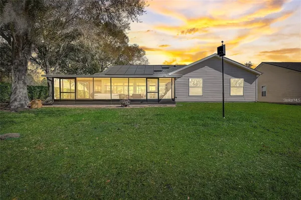 Property Slideshow image 3 of 43 | 25273 lost oak cir, Leesburg, FL, 34748