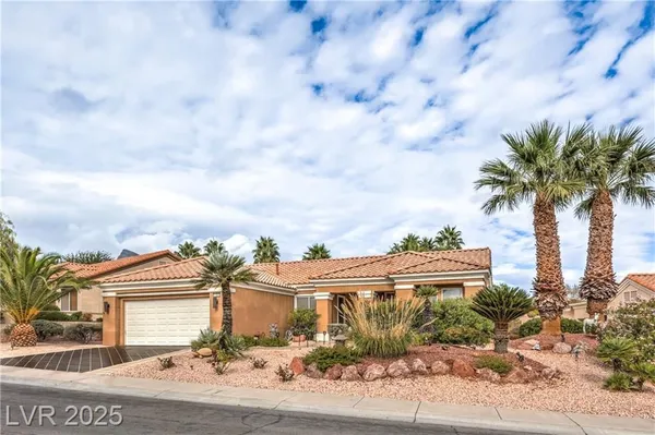 Property Slideshow image 2 of 47 | 11008 mission lakes ave, Las Vegas, NV, 89134