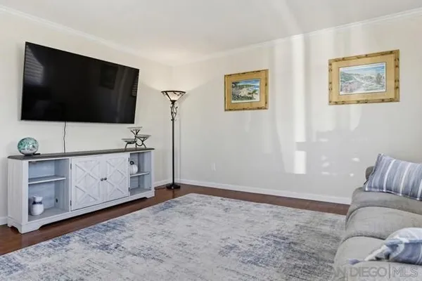 Property Slideshow image 2 of 32 | 1029 turnstone way, Oceanside, CA, 92057