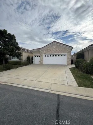 Property Slideshow image 2 of 25 | 979 ironwood rd, Beaumont, CA, 92223