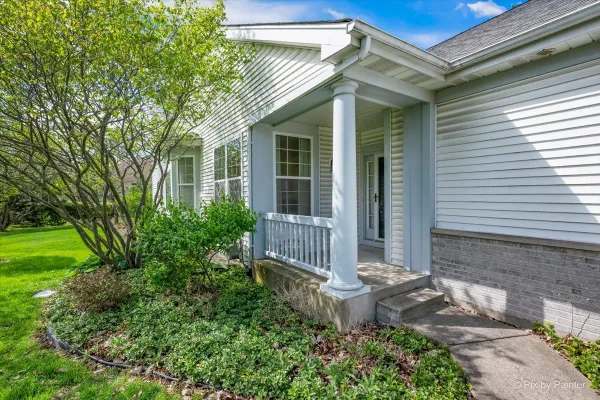 Property Slideshow image 3 of 37 | 1624 mansfield dr, Aurora, IL, 60502