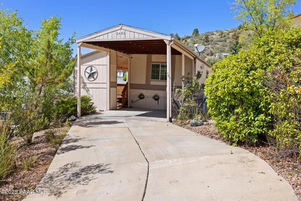 Property Slideshow image 3 of 18 | 2486 hilltop rd, Prescott, AZ, 86301