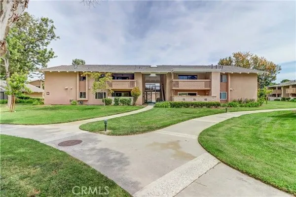 Property Slideshow image 2 of 49 | 8877 lauderdale ct 210-g, Huntington Beach, CA, 92646