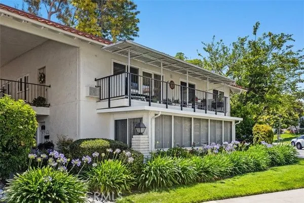 Property Slideshow image 3 of 41 | 2324 via puerta n, Laguna Woods, CA, 92637