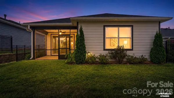 Property Slideshow image 2 of 45 | 5129 looking glass trl, Denver, NC, 28037