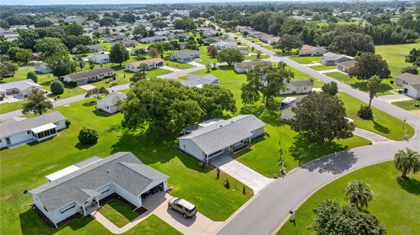 Property Slideshow image 3 of 37 | 17961 se 105th ave, Summerfield, FL, 34491