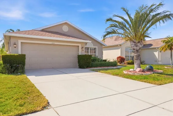 Property Slideshow image 2 of 40 | 2211 pleasant hill ln, Holiday, FL, 34691