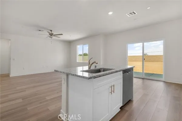 Property Slideshow image 3 of 5 | 14840 indigo rd, Apple Valley, CA, 92307