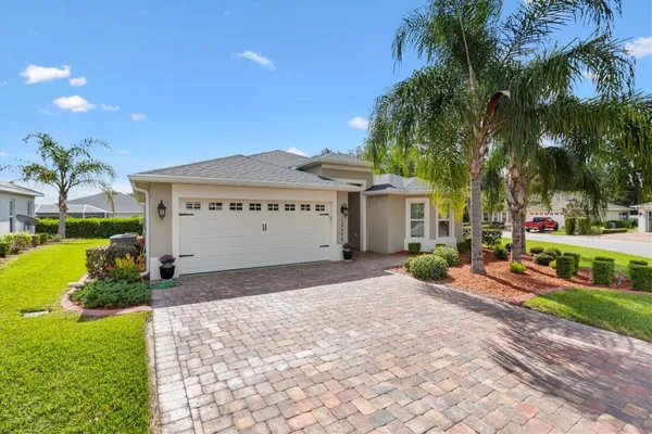 Property Slideshow image 2 of 41 | 10404 silver maple ave, Oxford, FL, 34484
