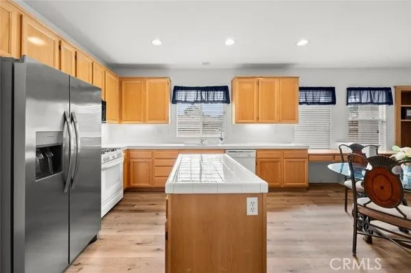 Property Slideshow image 3 of 34 | 28253 harmony ln, Menifee, CA, 92584