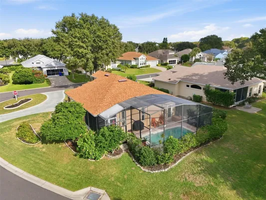 Property Slideshow image 3 of 38 | 6153 sailboat ave, Tavares, FL, 32778