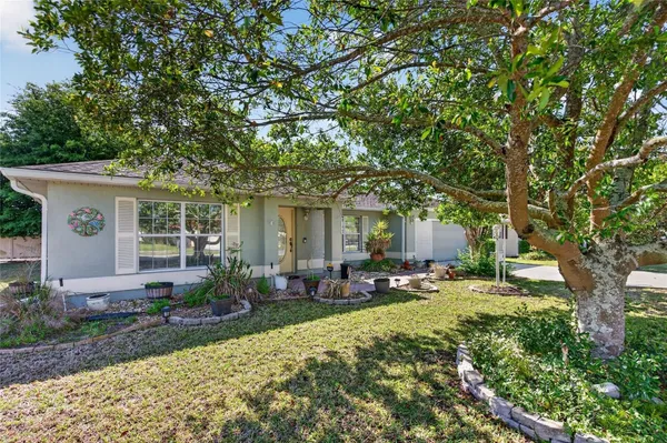 Property Slideshow image 2 of 25 | 8447 sw 60th ct, Ocala, FL, 34476