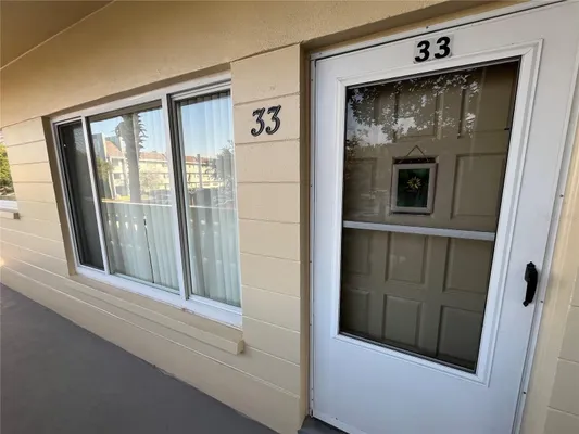 Property Slideshow image 3 of 37 | 2253 norwegian dr 33, Clearwater, FL, 33763