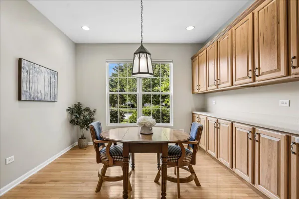 Property Slideshow image 3 of 35 | 13802 chestnut ln, Huntley, IL, 60142
