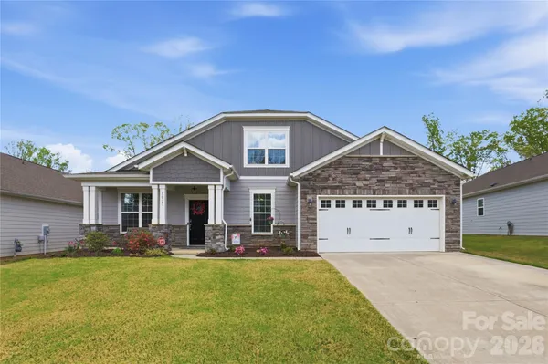 Property Slideshow image 2 of 48 | 3023 eagle ridge ln, Indian Trail, NC, 28079