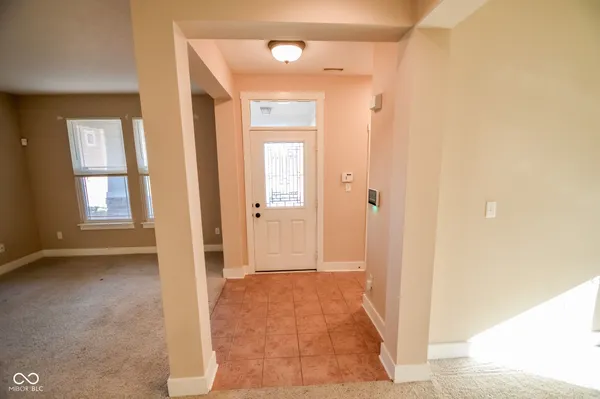 Property Slideshow image 3 of 46 | 5202 hearst ln, Indianapolis, IN, 46239