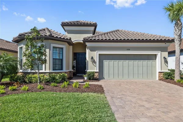 Property Slideshow image 2 of 48 | 11414 juglans dr, Odessa, FL, 33556