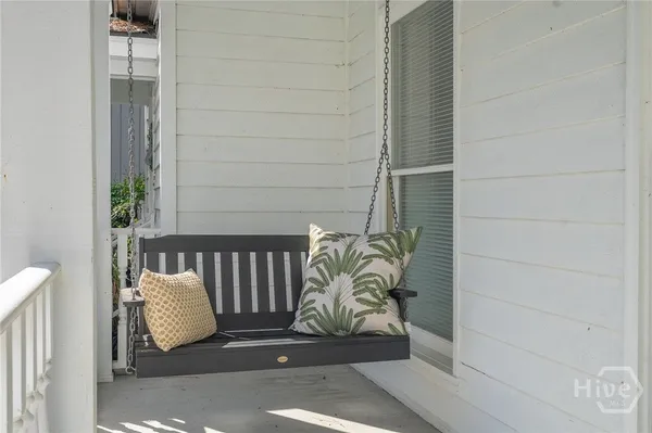 Property Slideshow image 2 of 34 | 8 windlass ct, Savannah, GA, 31411