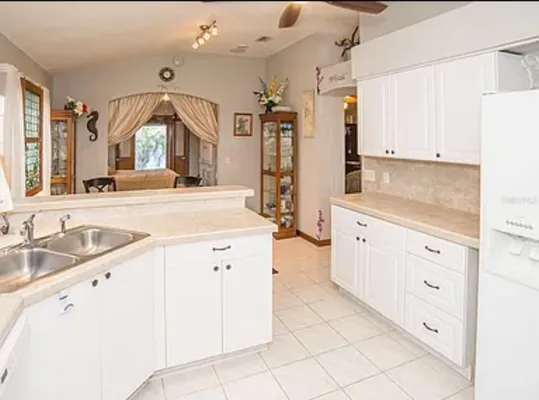 Property Slideshow image 2 of 23 | 307 del mar dr, Lady Lake, FL, 32159