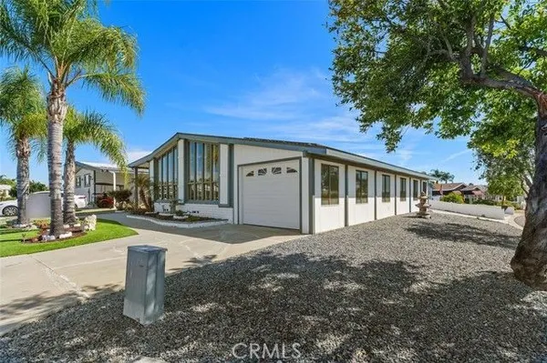 Property Slideshow image 3 of 33 | 29035 via zapata, Murrieta, CA, 92563