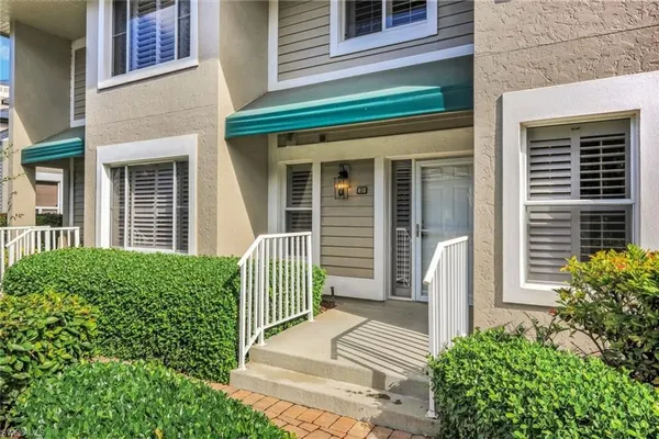 Property Slideshow image 2 of 37 | 3280 crossings ct 21, Bonita Springs, FL, 34134