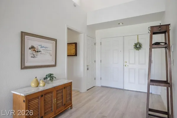 Property Slideshow image 3 of 51 | 2900 golfside dr, Las Vegas, NV, 89134
