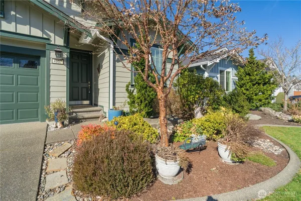 Property Slideshow image 3 of 25 | 4957 bend dr, Lacey, WA, 98516