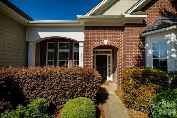 Property Slideshow image 3 of 47 | 8720 artesa mill ln, Charlotte, NC, 28214