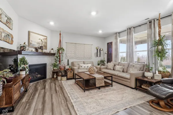 Property Slideshow image 2 of 52 | 3527 brunstfield ct, Bargersville, IN, 46106