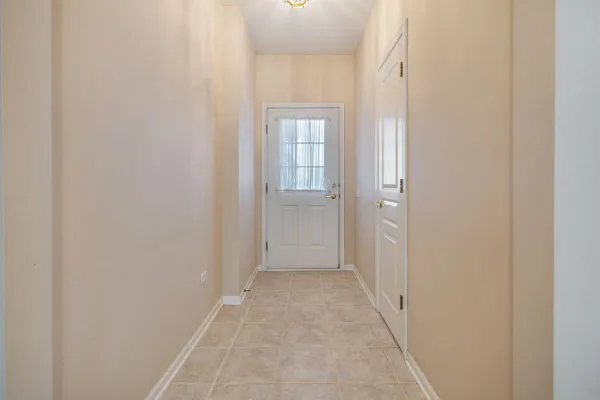 Property Slideshow image 2 of 29 | 12452 wedgemere dr, Huntley, IL, 60142