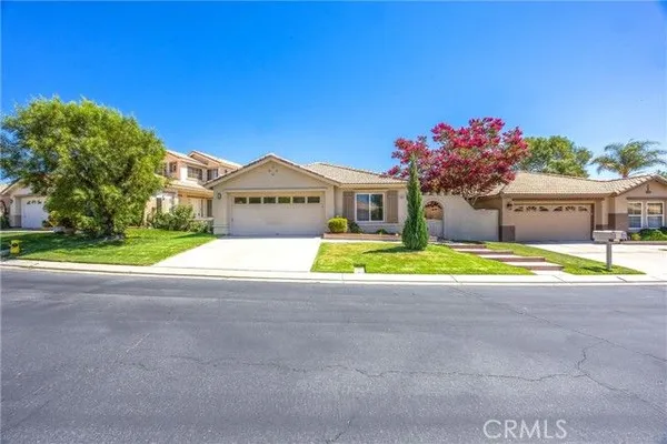 Property Slideshow image 3 of 59 | 770 twin hills dr, Banning, CA, 92220