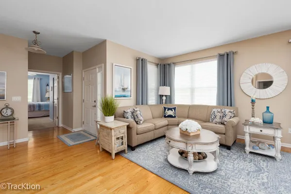 Property Slideshow image 3 of 32 | 16601 grandwood lake dr, Crest Hill, IL, 60403