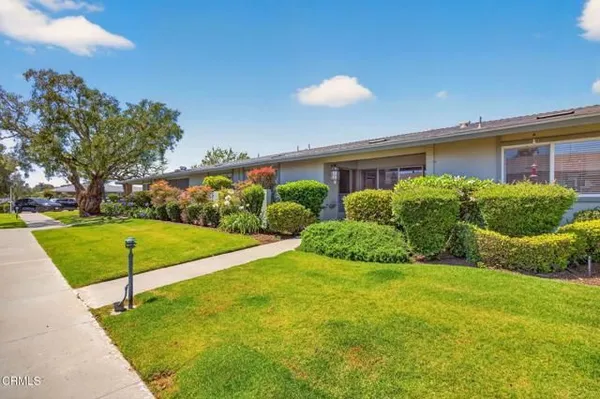 Property Slideshow image 2 of 38 | 213 e elfin grn, Port Hueneme, CA, 93041