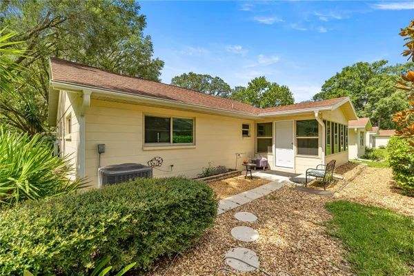 Property Slideshow image 3 of 17 | 8711 sw 96th ln d, Ocala, FL, 34481