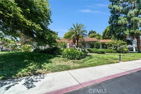 Property Slideshow image 3 of 55 | 2312 via puerta b, Laguna Woods, CA, 92637