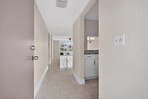 Property Slideshow image 3 of 48 | 7540 bay island dr 160, South Pasadena, FL, 33707
