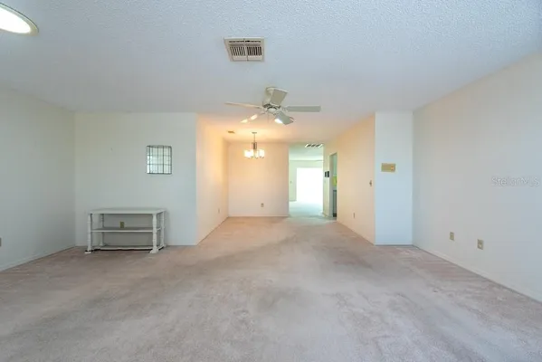 Property Slideshow image 2 of 44 | 106 silverbell ct, Sun City Center, FL, 33573
