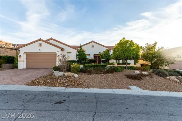 Property Slideshow image 2 of 43 | 2421 black river falls dr, Henderson, NV, 89044