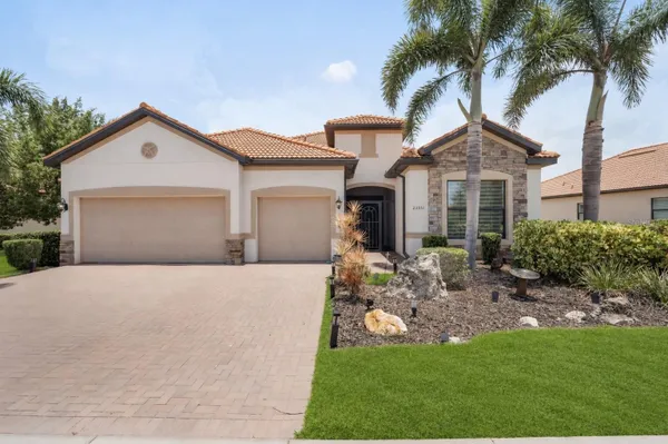 Property Slideshow image 2 of 39 | 23551 waverly cir, Venice, FL, 34293