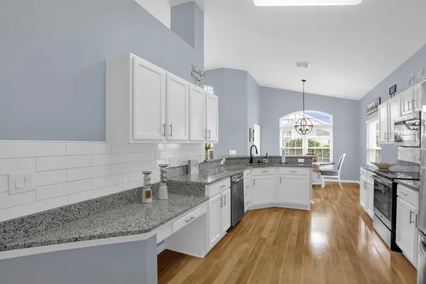 Property Slideshow image 3 of 33 | 116 fleming ln, Davenport, FL, 33837