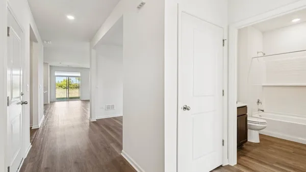 Property Slideshow image 3 of 31 | 17513 w windemere cir, Lockport, IL, 60441