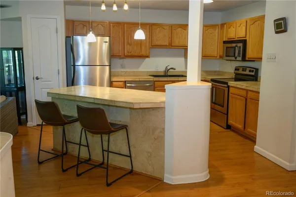 Property Slideshow image 2 of 48 | 745 s alton way 4c, Denver, CO, 80247